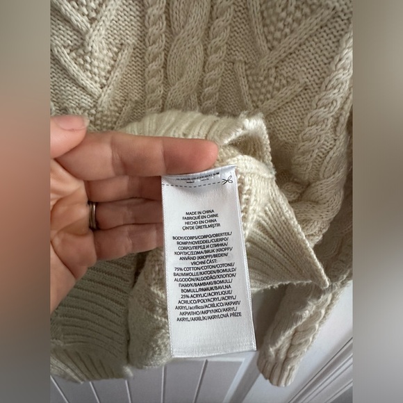 Polo Ralph Lauren Cable Knit Sweater w Shoulder Buttons, off-white, size S - Picture 2 of 8